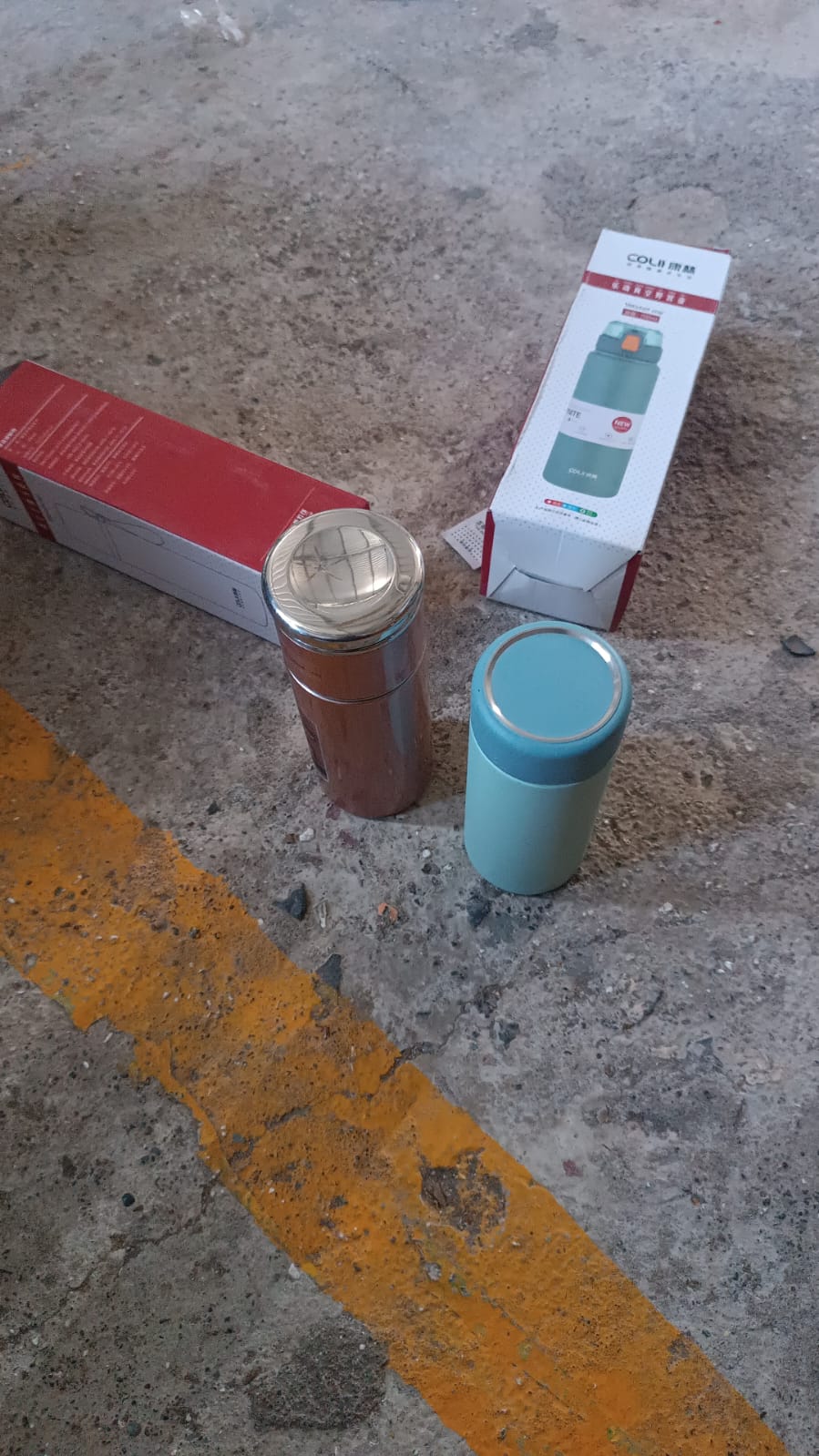 Stainless Steel Travel Water Bottle Approx 350ml (1 Pc) Stainless Steel Travel Water Bottle Approx 350ml (1 Pc)